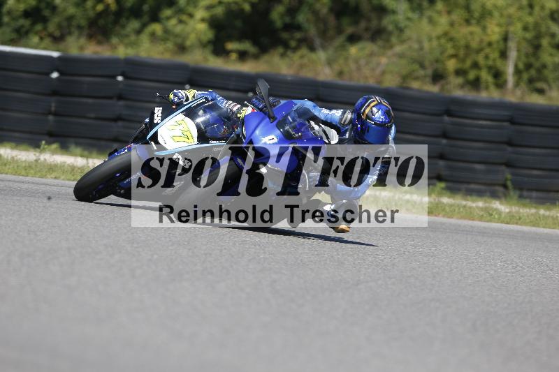 /Archiv-2025/48 25.08.2025 Cornu Master School ADR/blau-bleu/0-4